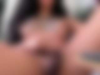 Yuamodelts's Live Sex Cam Show