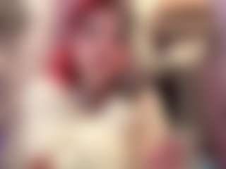 Live cam show with YukoYessios - Red Hair Squirt on Camsoda