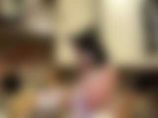 Live cam show with Beatris - Facial Piercings on Camsoda
