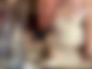 Live cam show with Beatris - Teen (18+) on CamwithHer