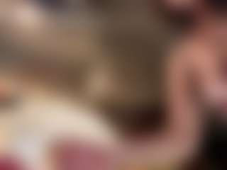 Live cam show with Beatris - Blonde Hair Petite on CamwithHer