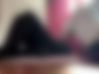 Beatris's Live Sex Cam Show