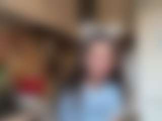Live cam show with Beatris - Drinking on StripNow