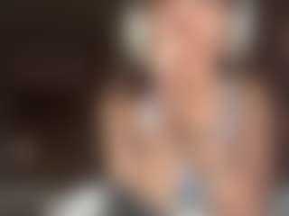 Beatris's Live Sex Cam Show