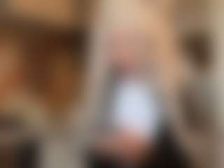 Live cam show with Beatris - Petite on Camsoda