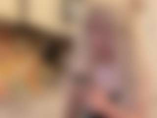 Beatris's Live Sex Cam Show