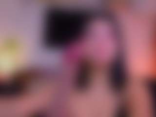 Live cam show with BellaAsford - Facial on Camsoda
