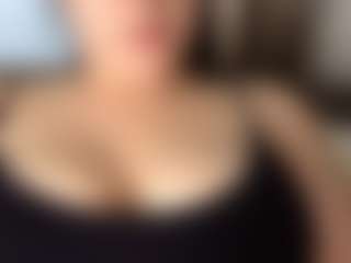 BettieToni's Live Sex Cam Show