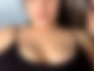 BettieToni's Live Sex Cam Show