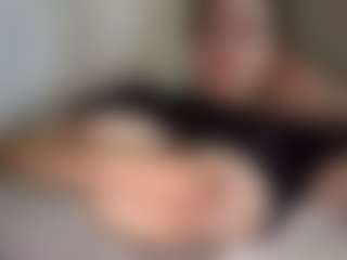 Live cam show with BettieToni - Lovense on Hubzter Live