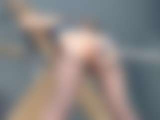 Live cam show with bibiloveq - Shaved Pussy on Camsoda