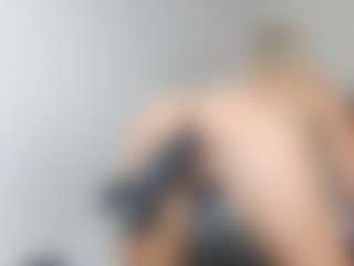 bibiloveq's Live Sex Cam Show