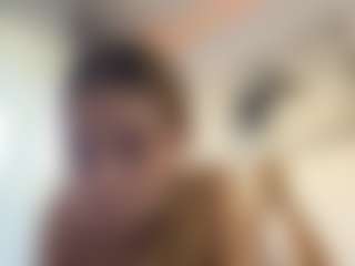 Live cam show with BlakeAlbarracin - Solo on Camsoda