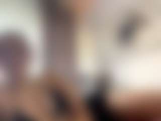 Live cam show with BlakeAlbarracin - Solo on Camsoda