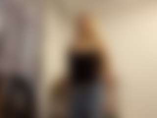 Live cam show with BlakeAlbarracin - Granny Lovense on madthumbs