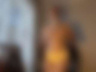 Live cam show with BlakeAlbarracin - Average on CamClone