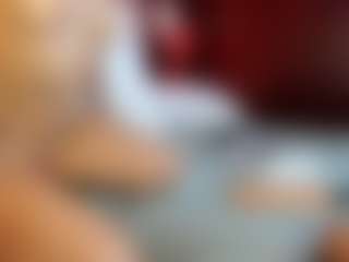 catalinaa-whitee's Live Sex Cam Show