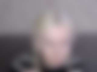 Live cam show with Enigmadesert - Nipple Piercings on livesuperchat.net