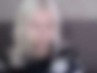 Live cam show with Enigmadesert - Flirt on LiveSexCams6
