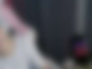 Live cam show with Helen - Gagging on SinfulBabes