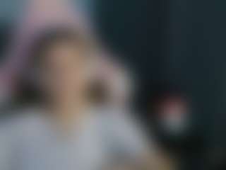Live cam show with Helen - Tittyfuck on madthumbs