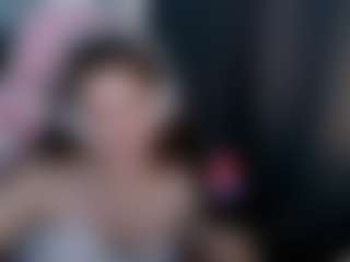 Live cam show with Helen - Tittyfuck on Stripli.com
