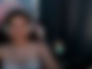 Live cam show with Helen - Gagging on Pornisteam.com