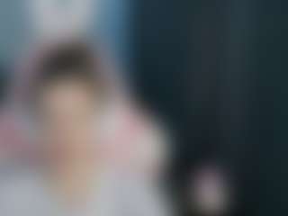 Live cam show with Helen - Green Eyes on xDating