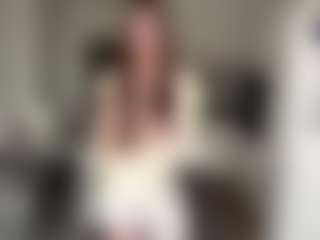 Live cam show with Loca - New Teen (18+) on MyBangCams