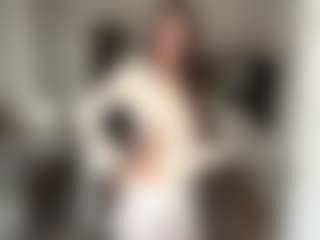 Live cam show with Loca - Thin on liverealitysex.com