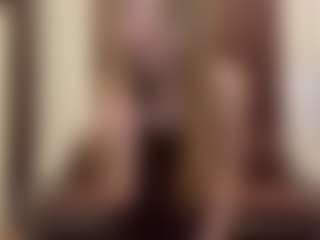 Show live cam dengan Tyunda - Granny Petite di Camsoda