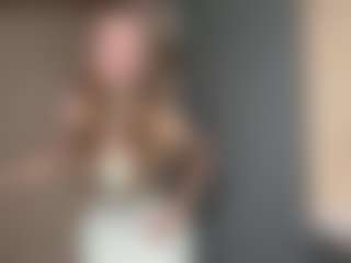 Live cam show with Tyunda - Striptease Young Adult on Livezox