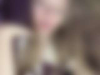 Live cam show with Tyunda - New Small Tits on StripNow