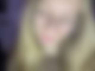 Live cam show with Tyunda - Blonde Hair on Soda Cam