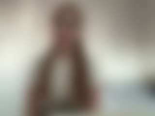 Live cam show with Sophia - Genital Piercings on Fling VIP Chat