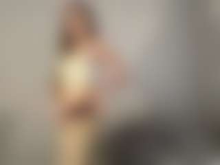 Live cam show with Sophia - Nipple Piercings on Camming Site