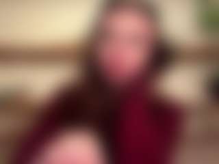 Live cam show with KennethHumpert - Middle Aged on intimatelivegirls.com