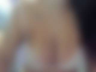 linarabbit's Live Sex Cam Show