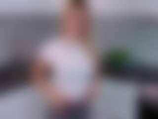 LorrianeVogl's Live Sex Cam Show