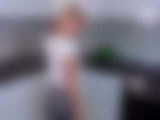 LorrianeVogl's Live Sex Cam Show