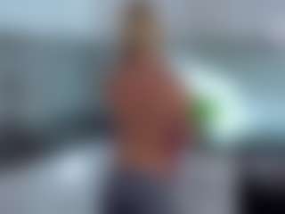 Live cam show with LorrianeVogl - Ass Clapping on Free Soda