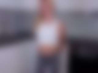 LorrianeVogl's Live Sex Cam Show