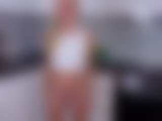 LorrianeVogl's Live Sex Cam Show