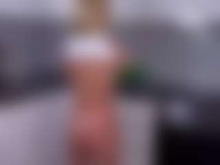 LorrianeVogl's Live Sex Cam Show