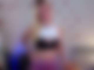 Live cam show with LorrianeVogl - Blue Eyes on Camming Site
