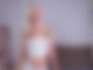 Live cam show with LorrianeVogl - Thin on Livezox