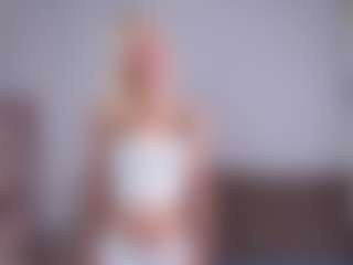 Live cam show with LorrianeVogl - Blue Eyes on camtv