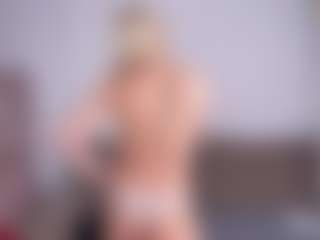 Live cam show with LorrianeVogl - Ass Clapping on intimatelivegirls.com