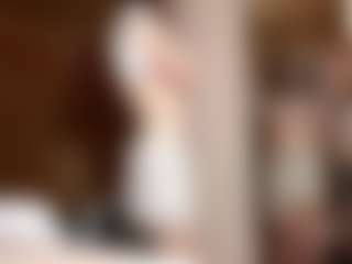 Live cam show with LouettaCiccone - New White on CamClone | france