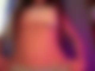 Live-Cam-Show mit PetronilaStencil - New Brown Eyes auf Camsoda